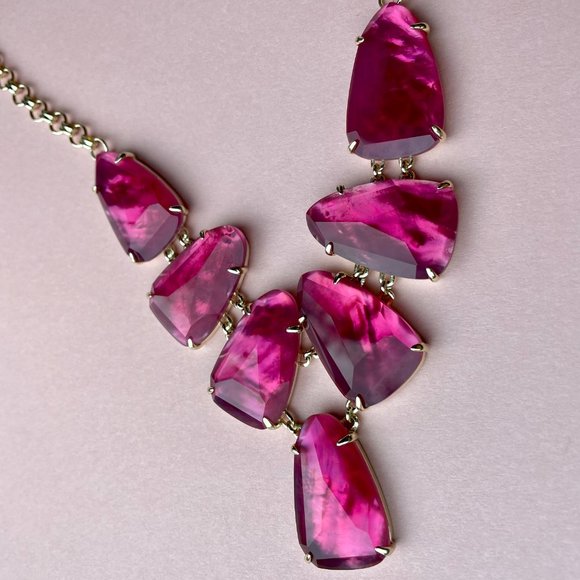 Kendra Scott Harlie Necklace Pink Berry Burgundy Illusion 14k Gold Plated NWT - Picture 7 of 16